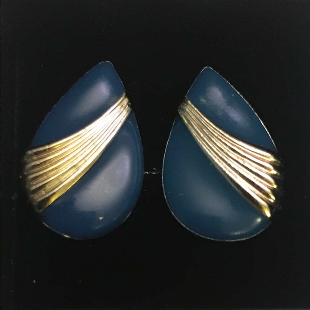 Vintage Teardrop Stud Earrings Cerulean Blue Gold